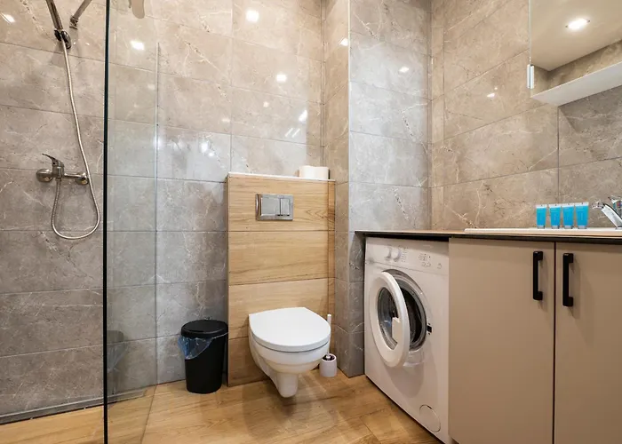 Inviting By Bookinghost * 초르조프