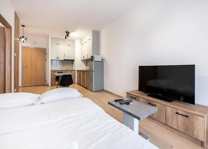 Inviting By Bookinghost